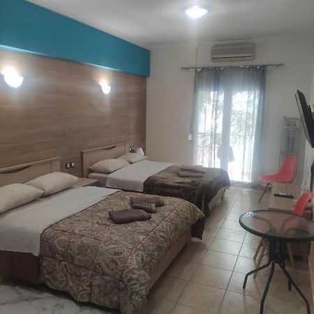 G M 3 Rooms Kentpo In The Heart Of The City Larissa Buitenkant foto