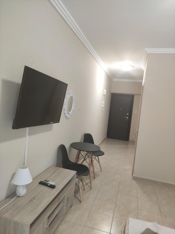 G M 3 Rooms Kentpo In The Heart Of The City Larissa Buitenkant foto